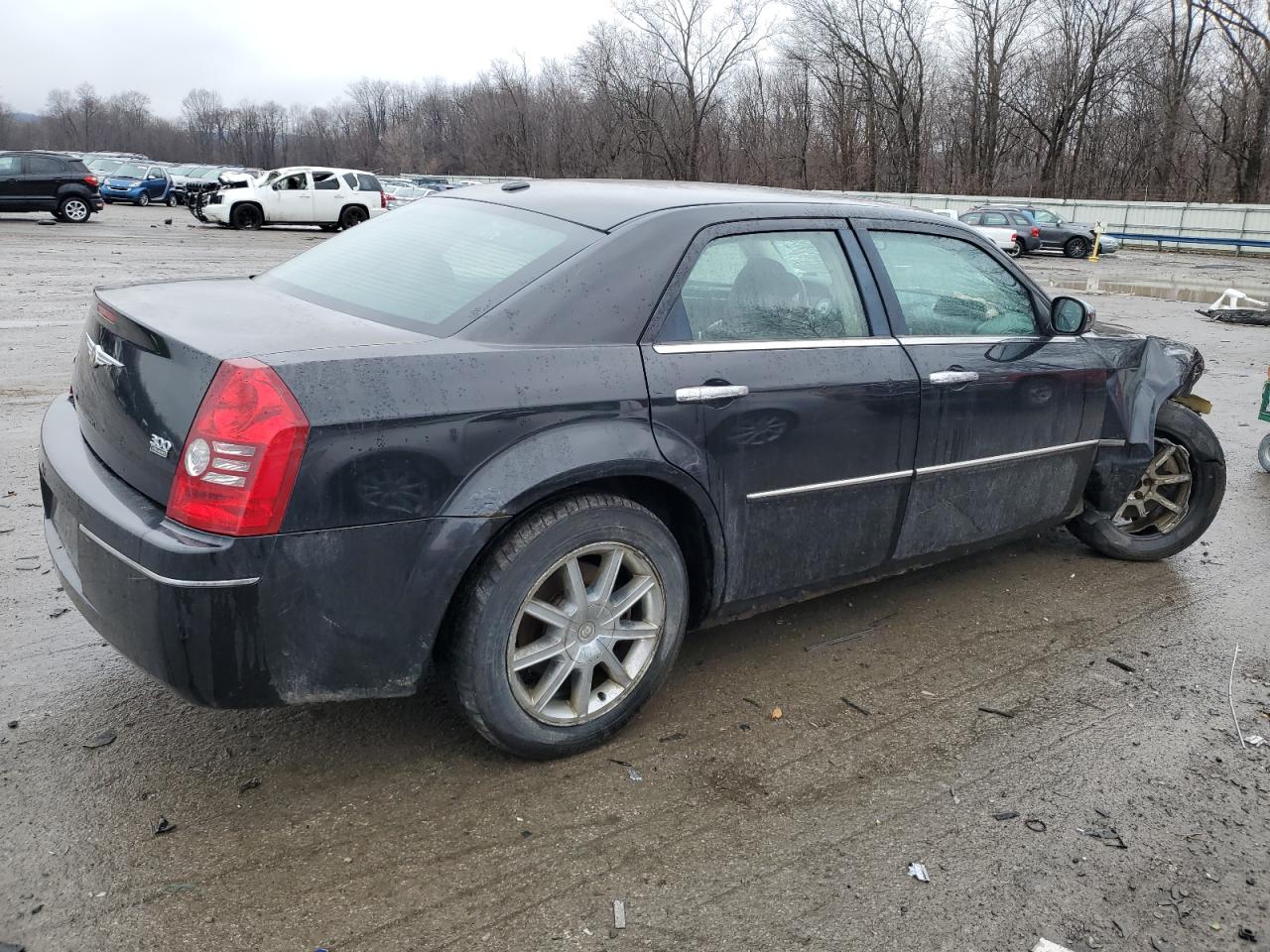 2010 Chrysler 300 - Image 3
