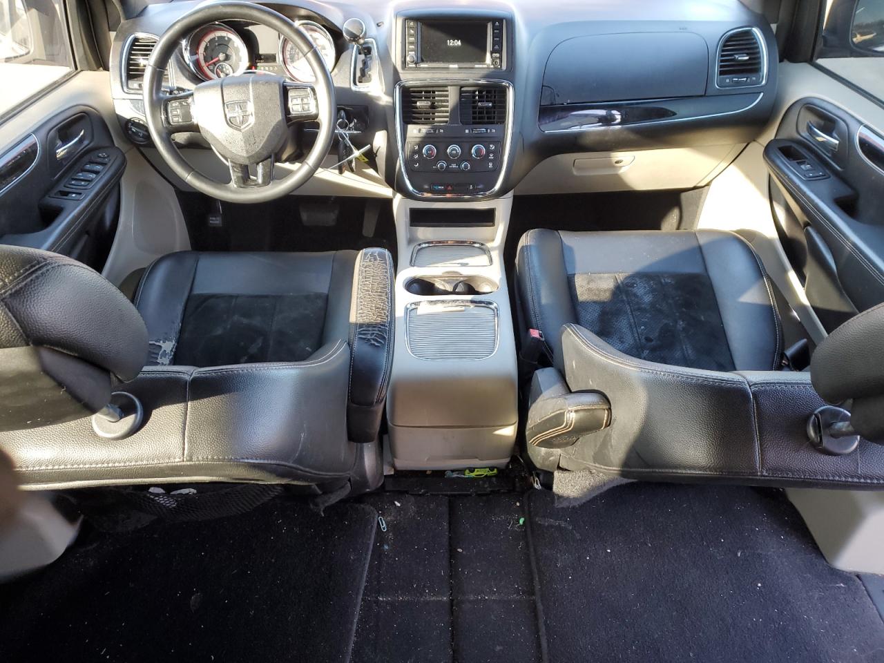 2017 Dodge Caravan - Image 8