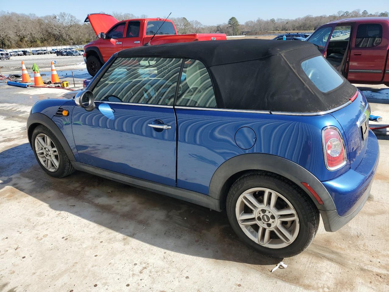 2014 MINI Cooper - Image 2