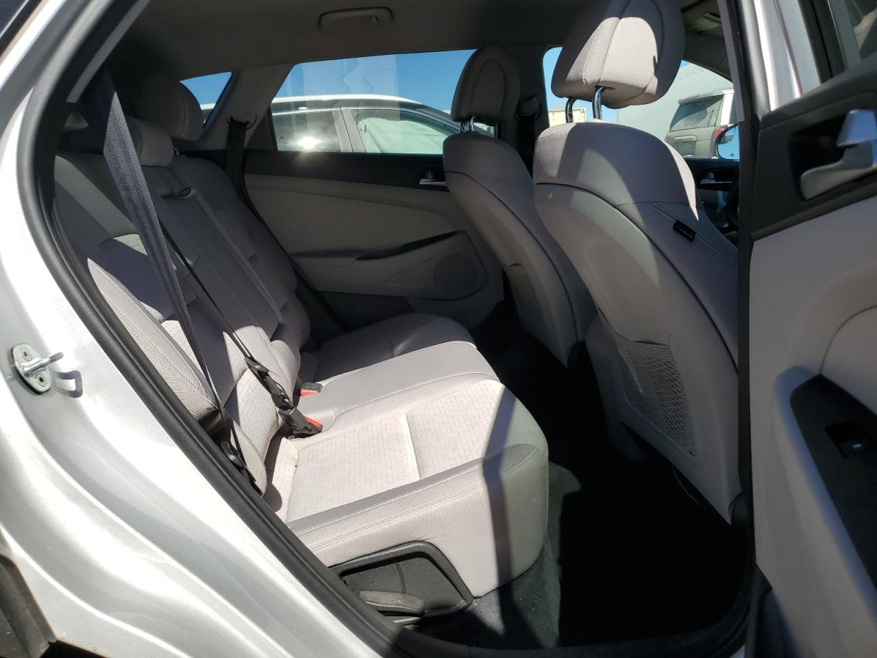 2016 Hyundai Tucson - Image 11