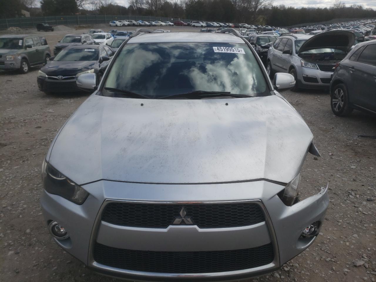 2013 Mitsubishi Outlander - Image 5