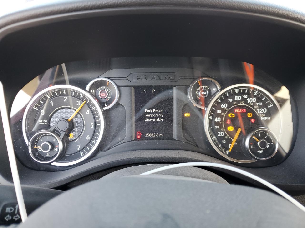 2021 RAM 1500 - Image 9
