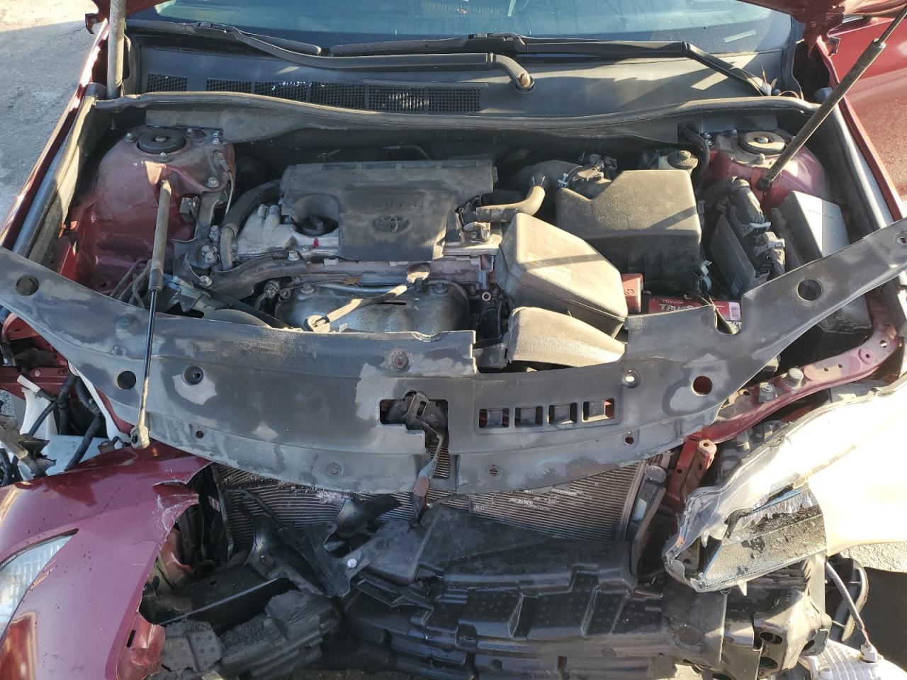 2016 Toyota Camry - Image 11