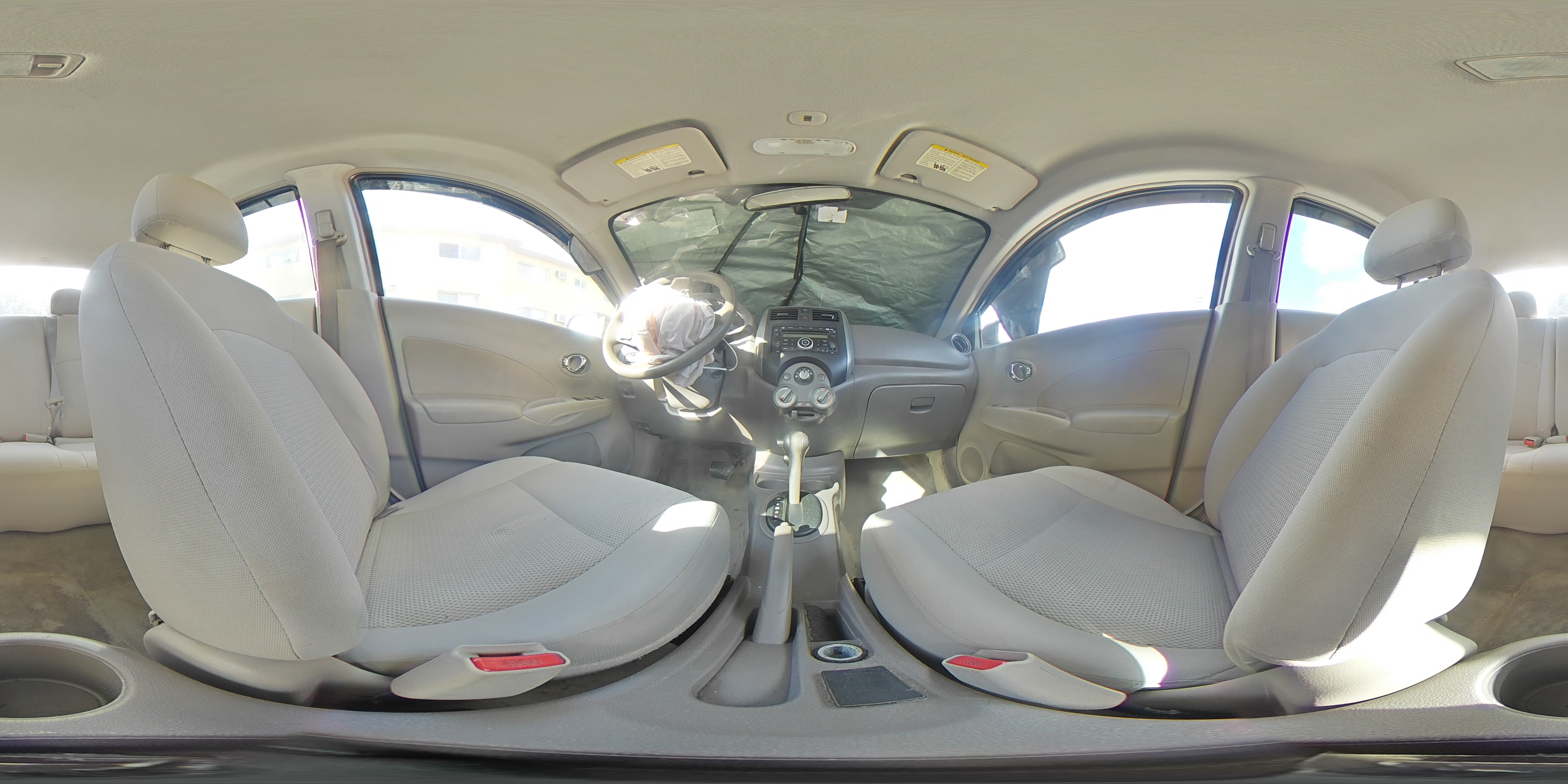 2012 Nissan Versa - Image 13