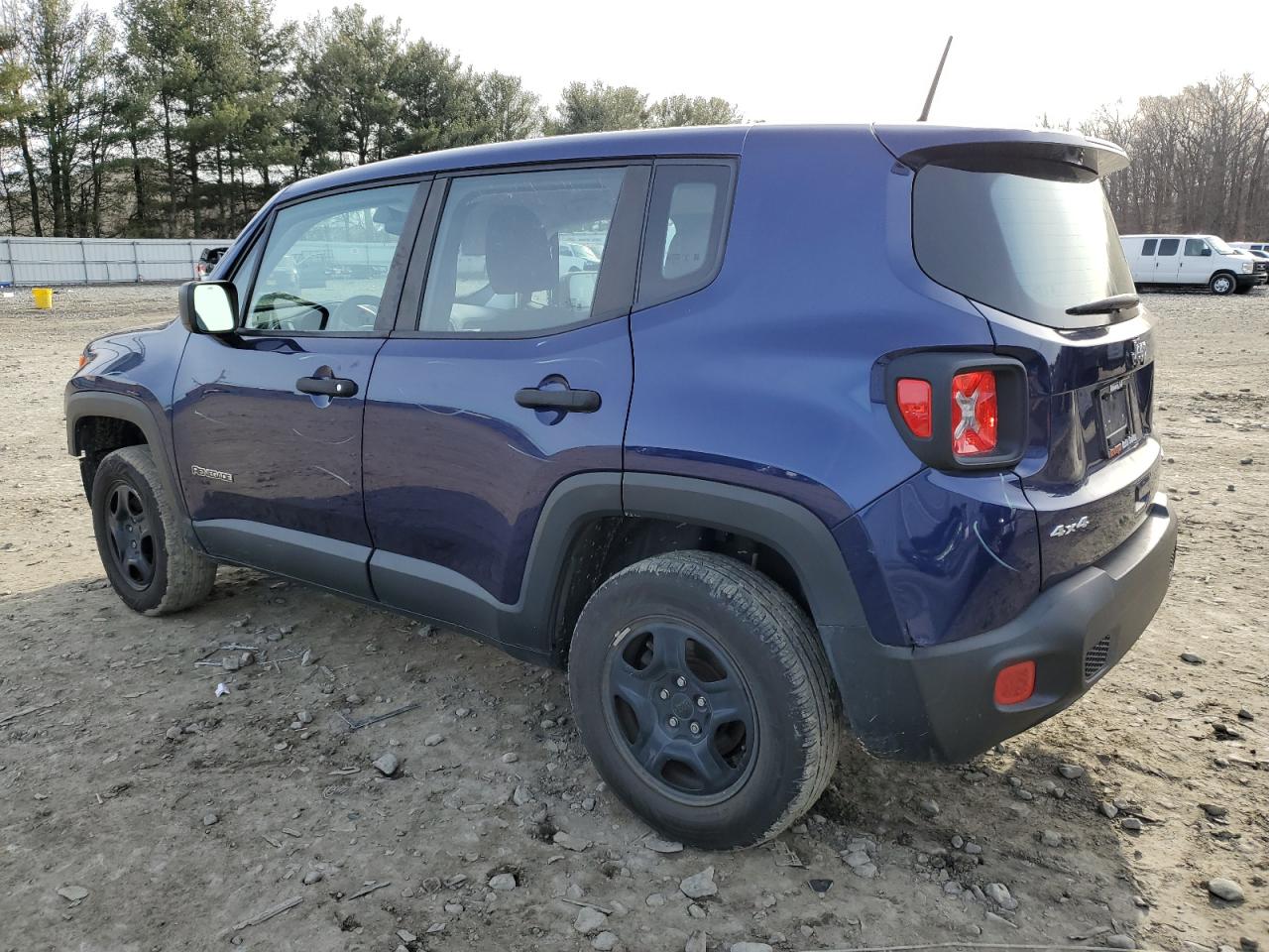 2018 Jeep Renegade - Image 2