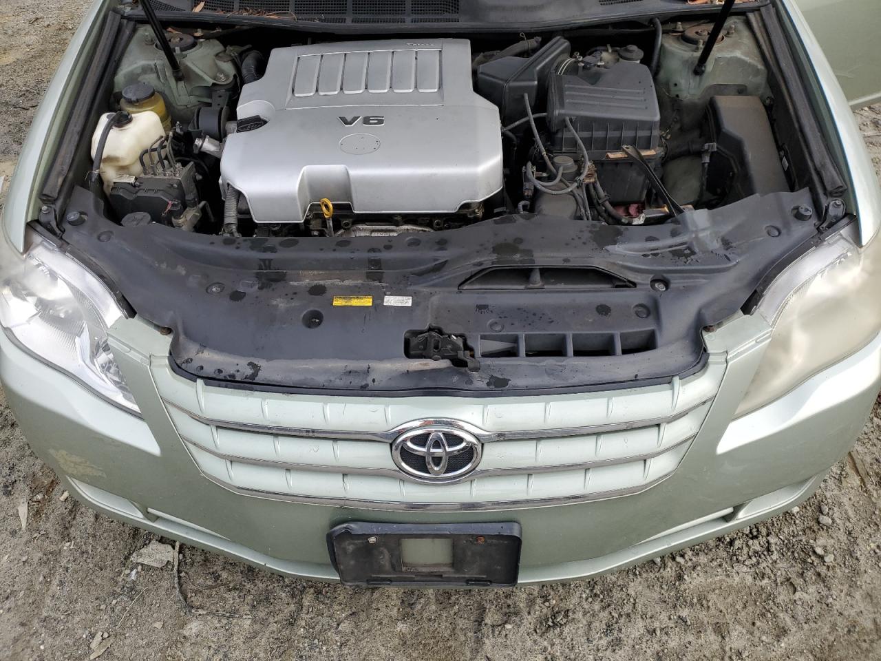 2006 Toyota Avalon - Image 11