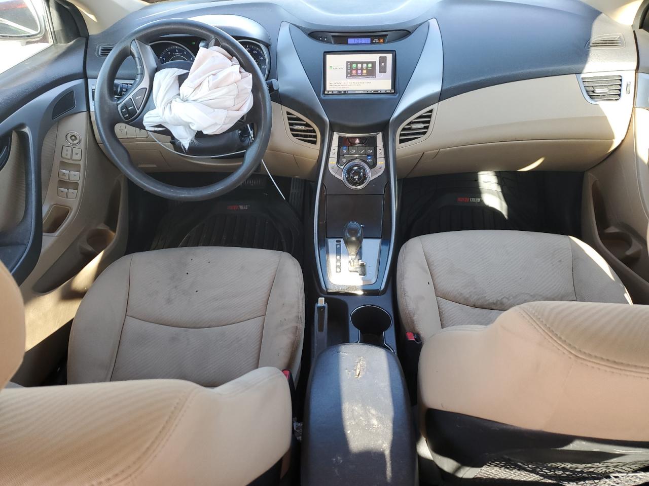 2013 Hyundai Elantra - Image 8