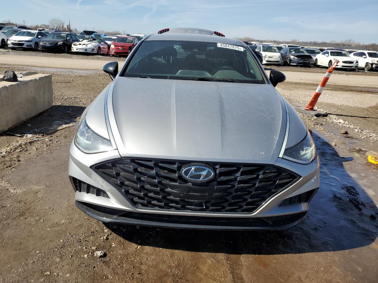 2020 Hyundai Sonata - Image 5