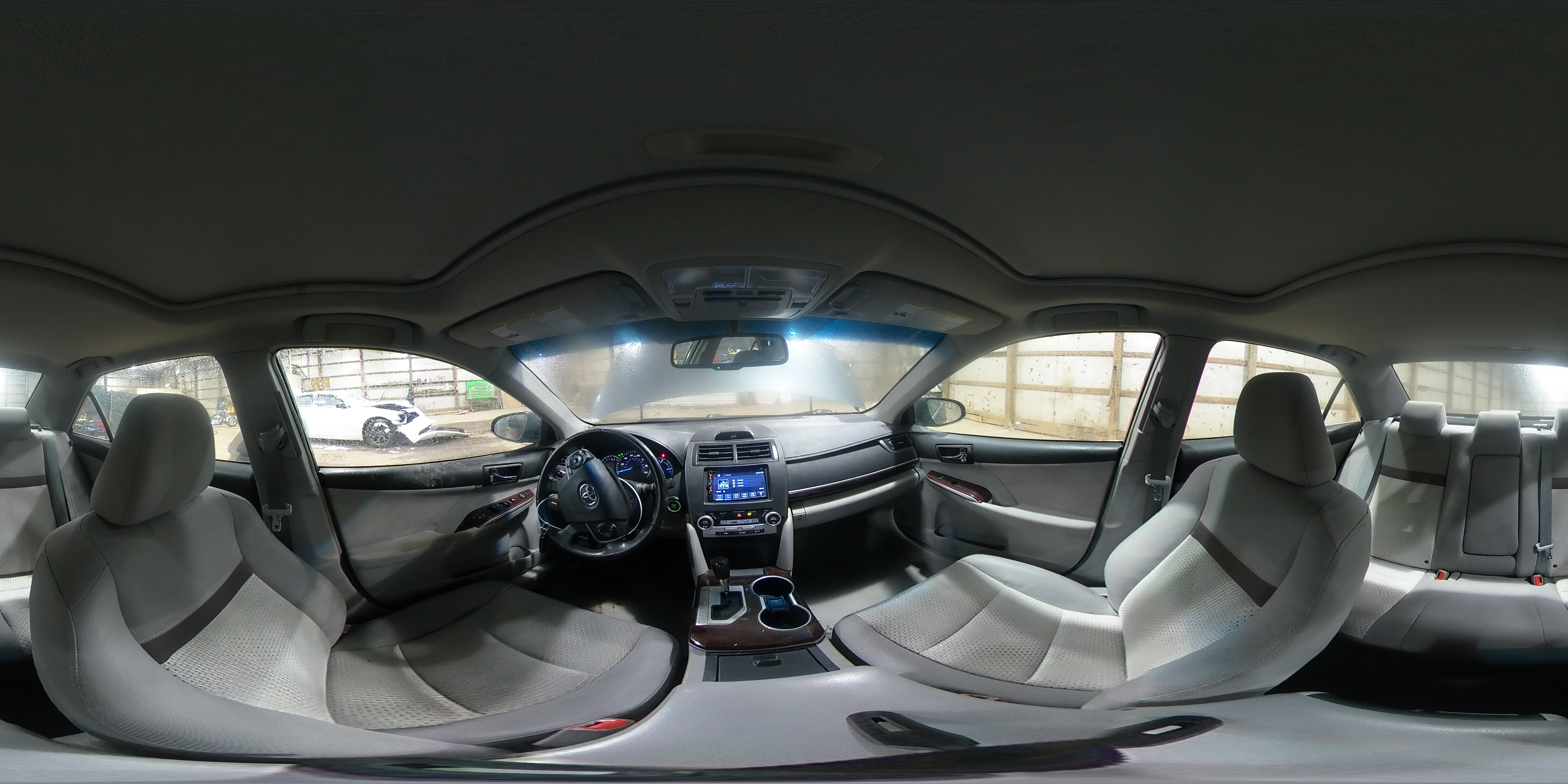2012 Toyota Camry - Image 13
