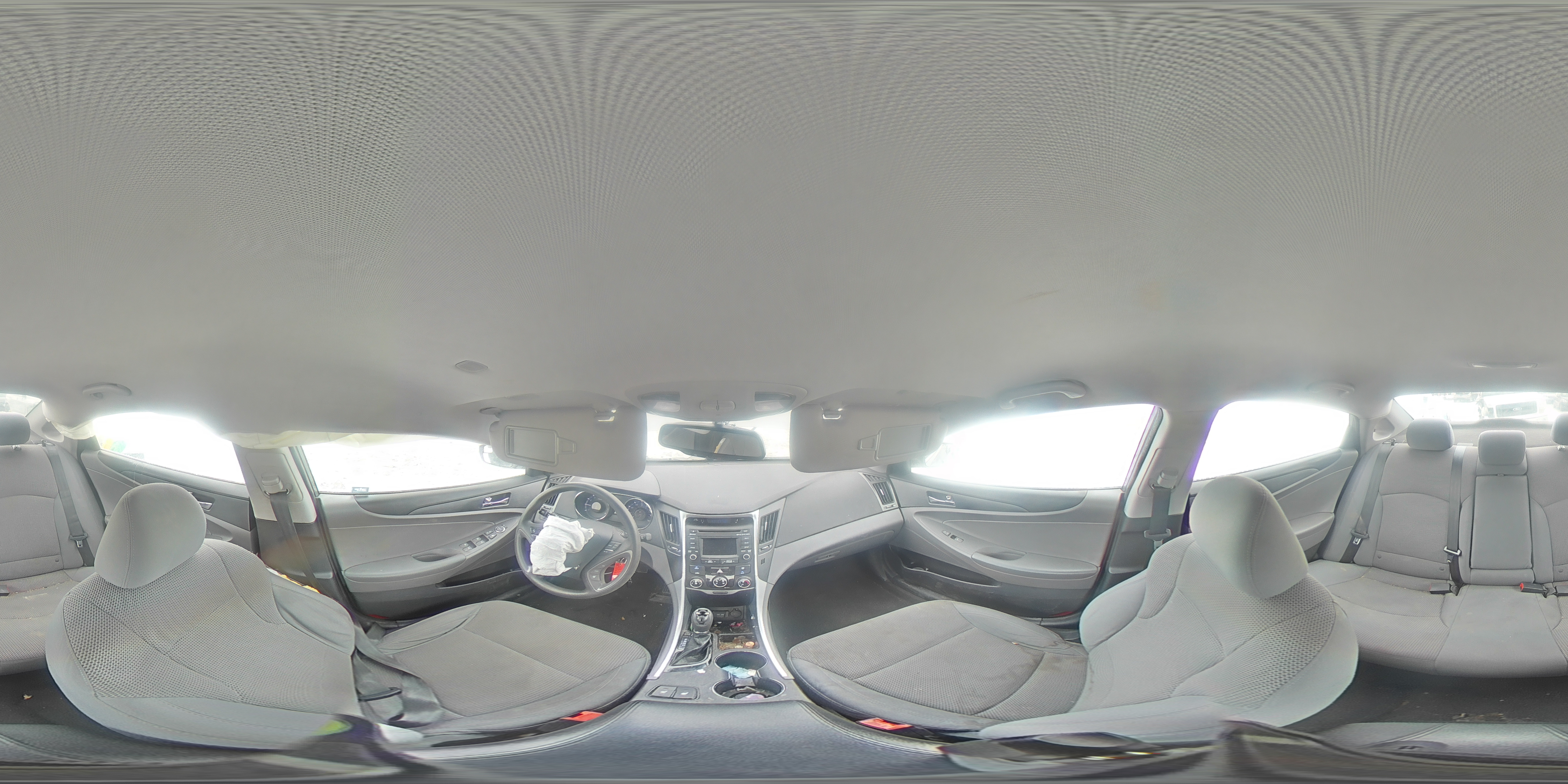 2014 Hyundai Sonata - Image 13