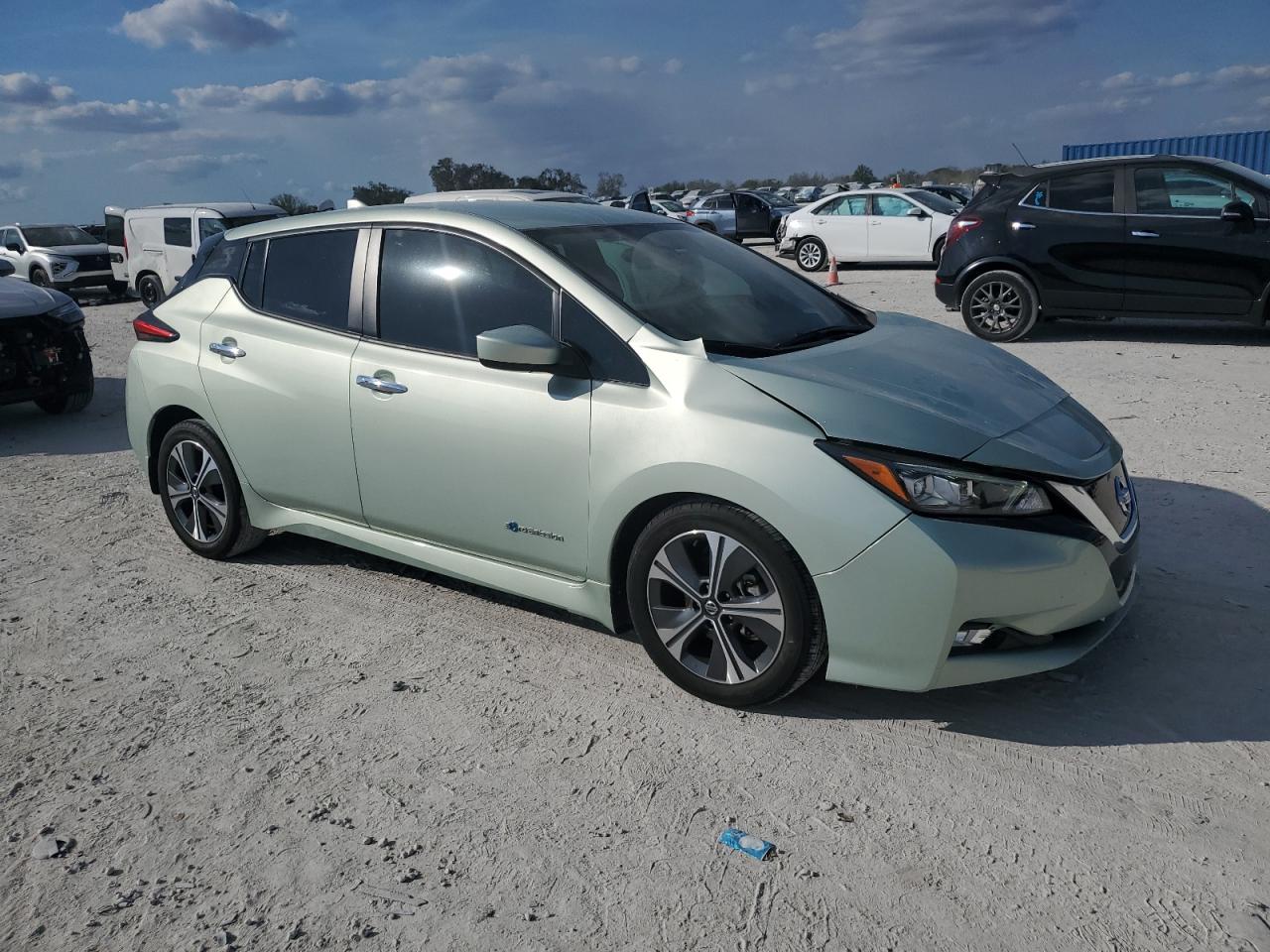 1N4AZ1CP4JC309601 NISSAN LEAF 2018