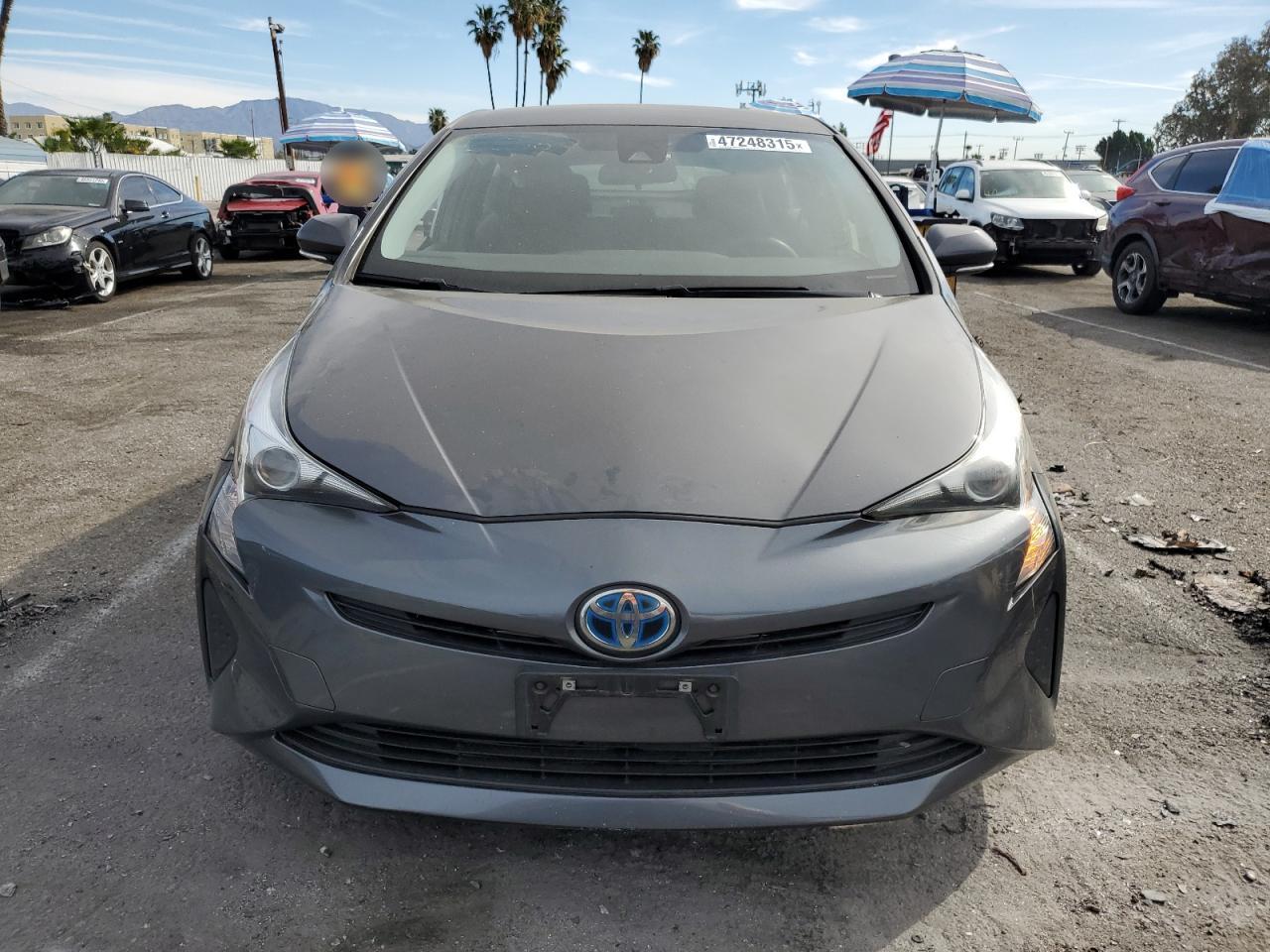 2017 Toyota Prius - Image 5