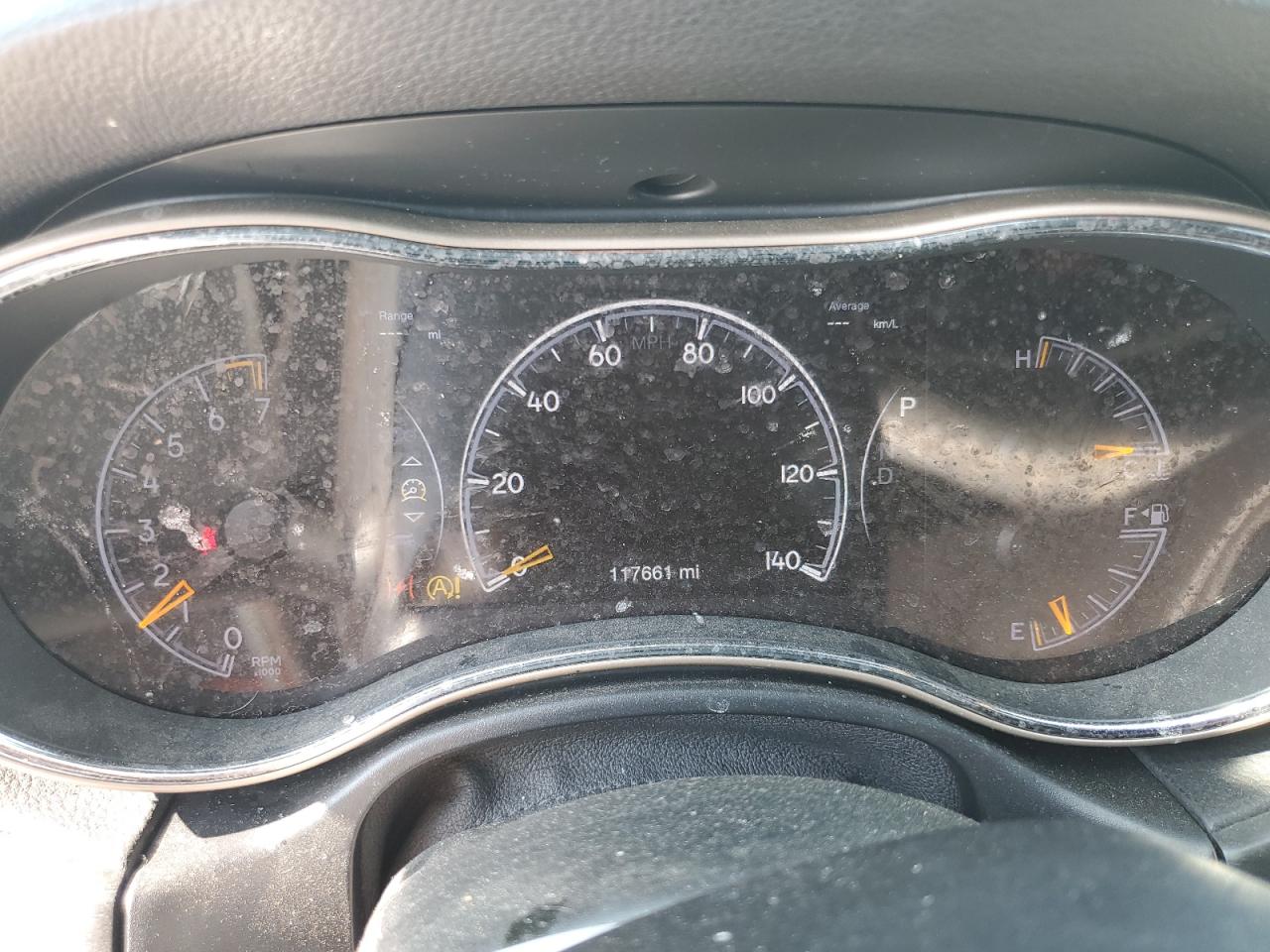 2017 Jeep Grand Cherokee - Image 9