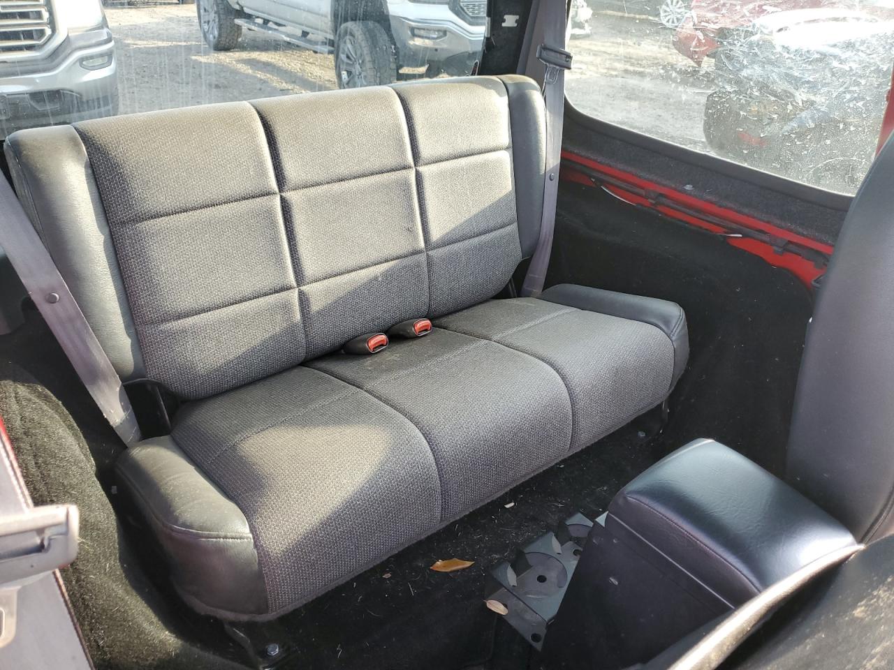 1999 Jeep Wrangler - Image 10