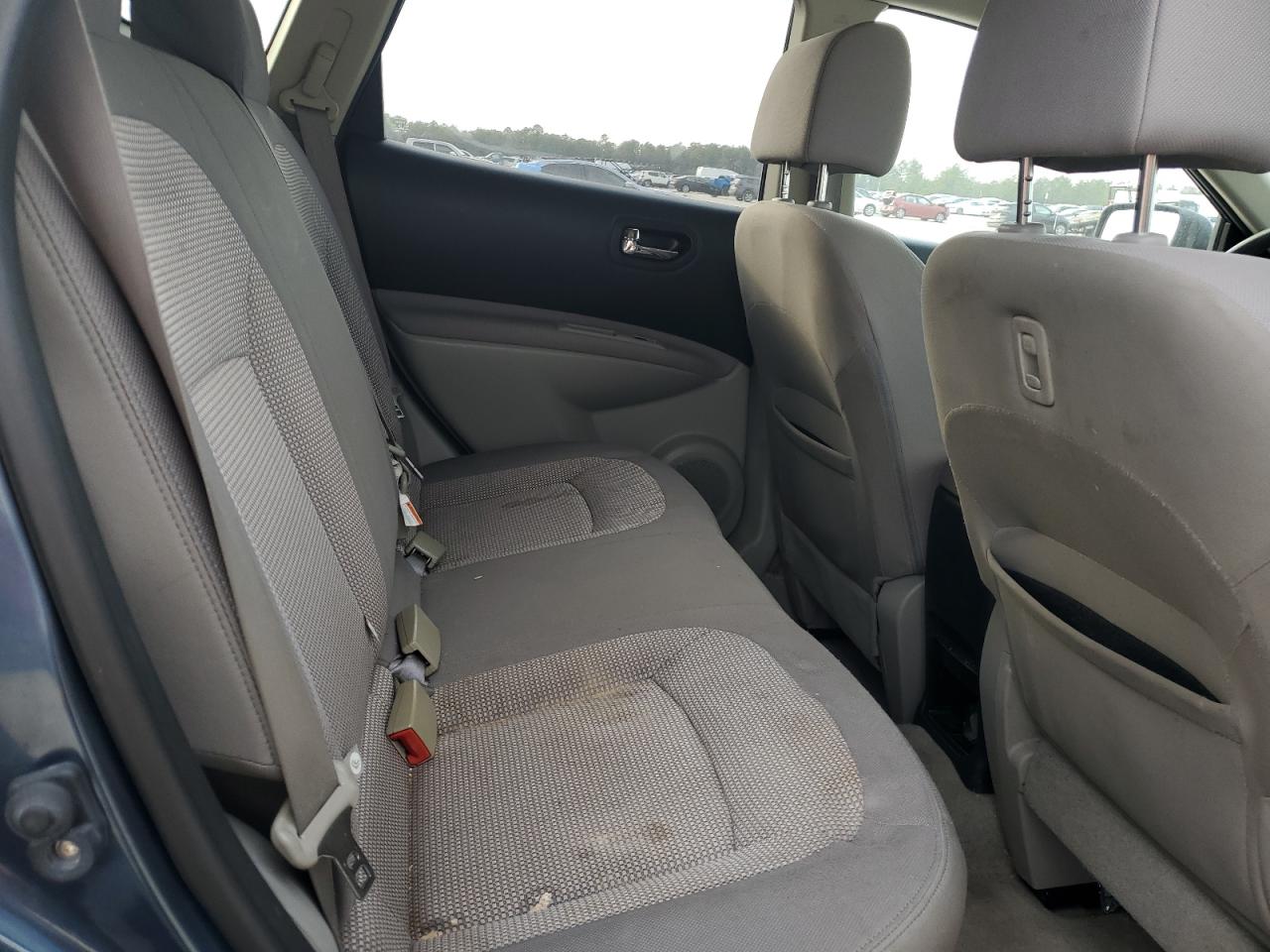 2013 Nissan Rogue - Image 11