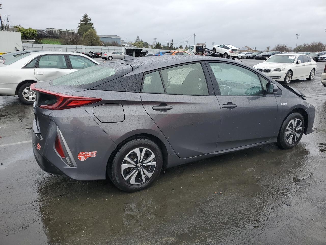 2018 Toyota Prius - Image 3