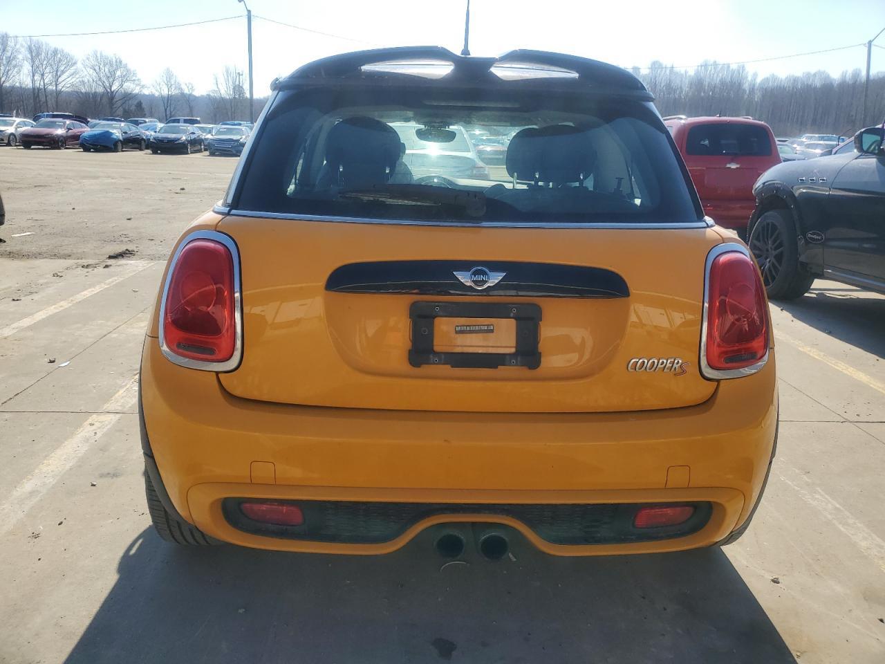 2015 MINI Cooper - Image 6