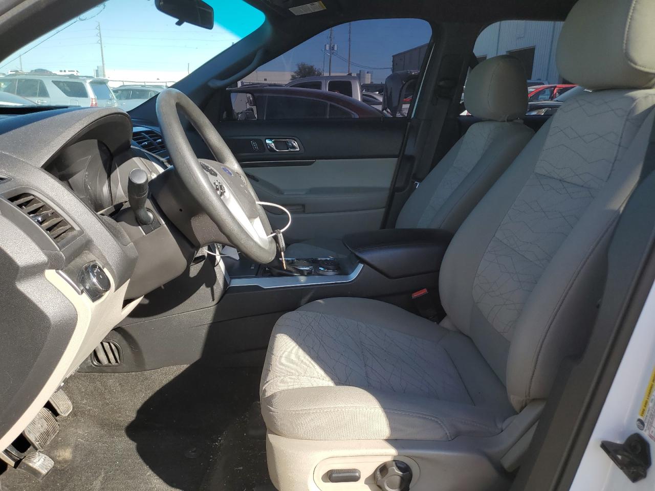 2014 Ford Explorer - Image 7