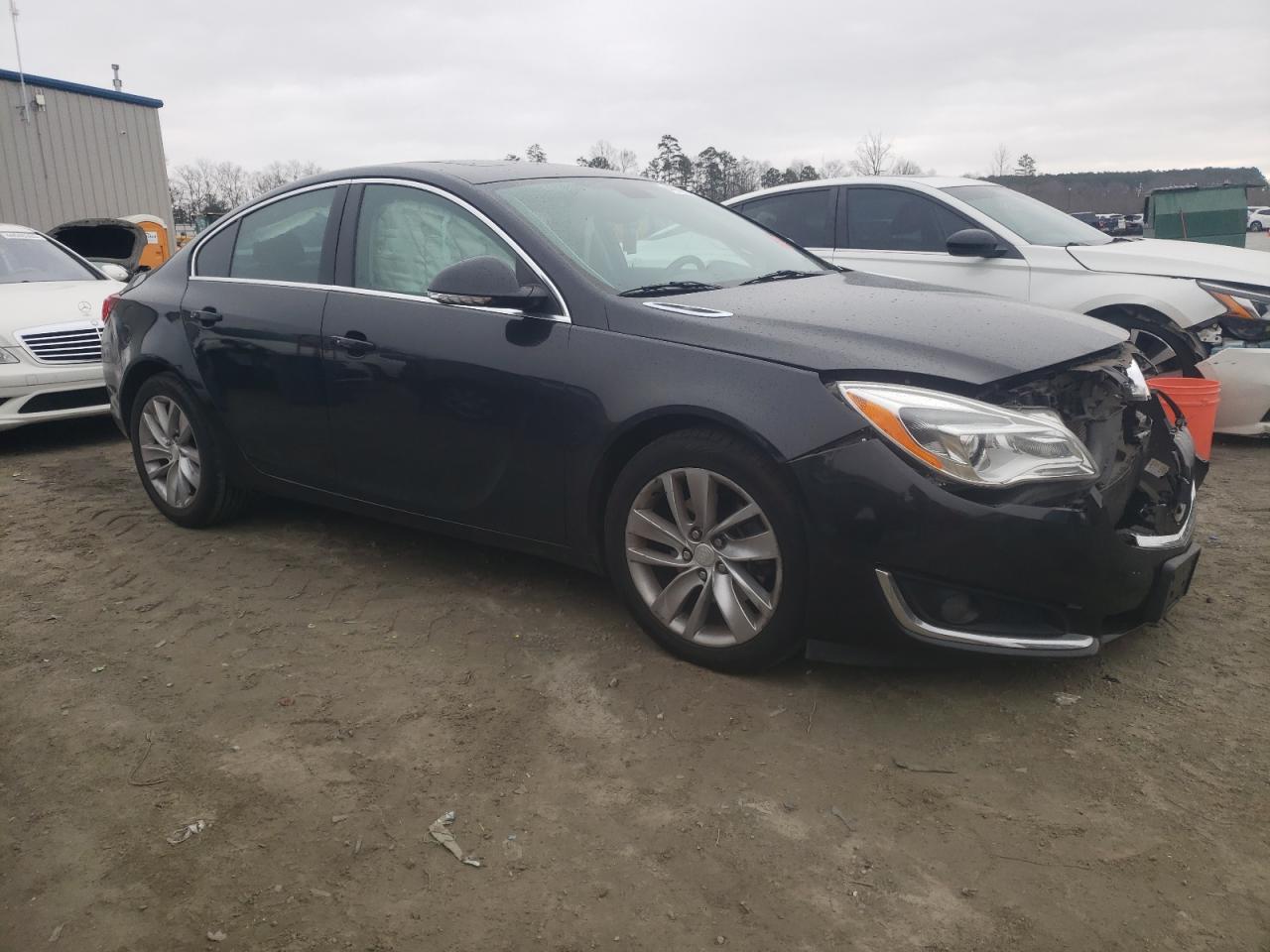 2015 Buick Regal - Image 4