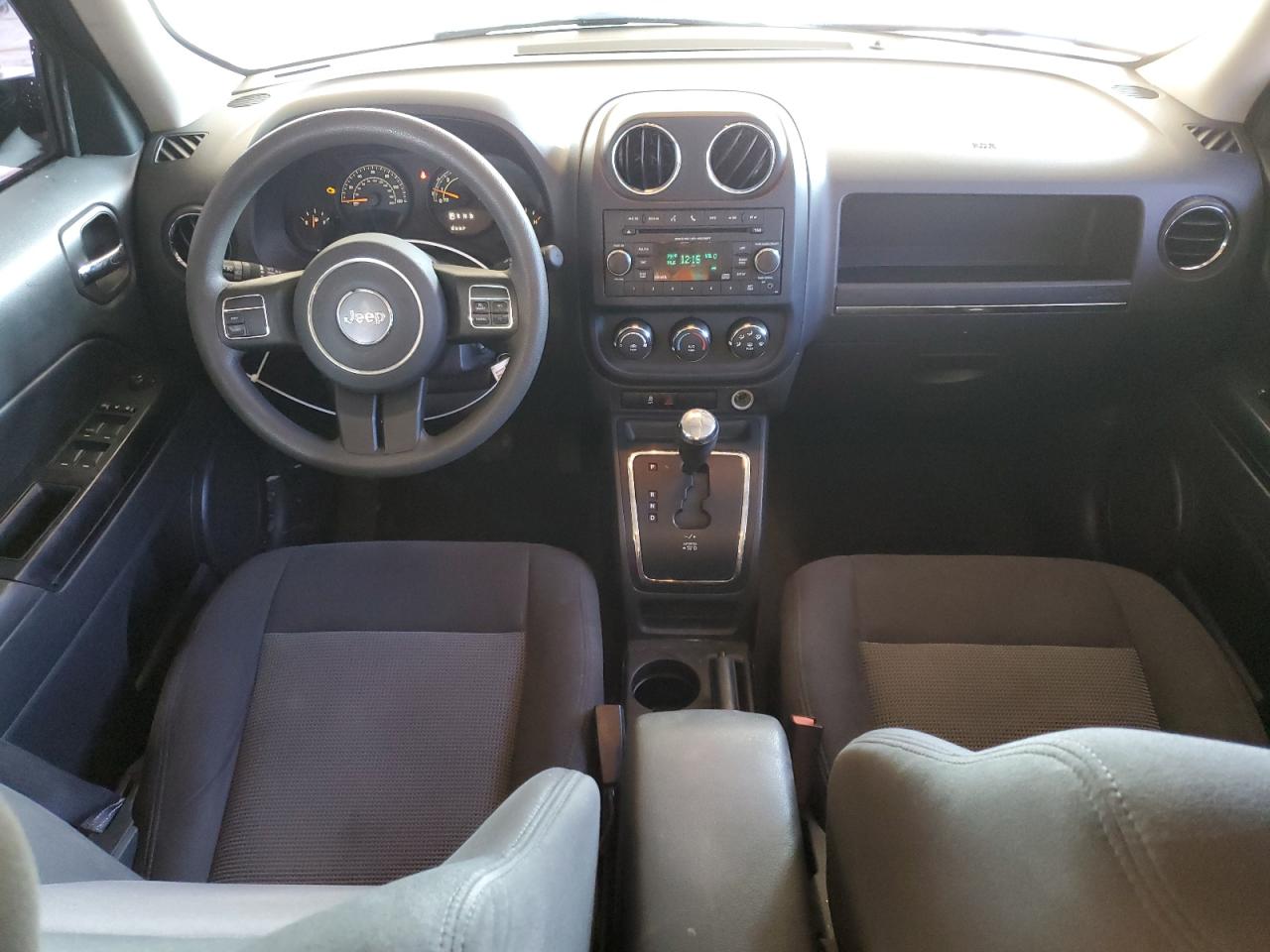 2016 Jeep Liberty (Patriot) - Image 8