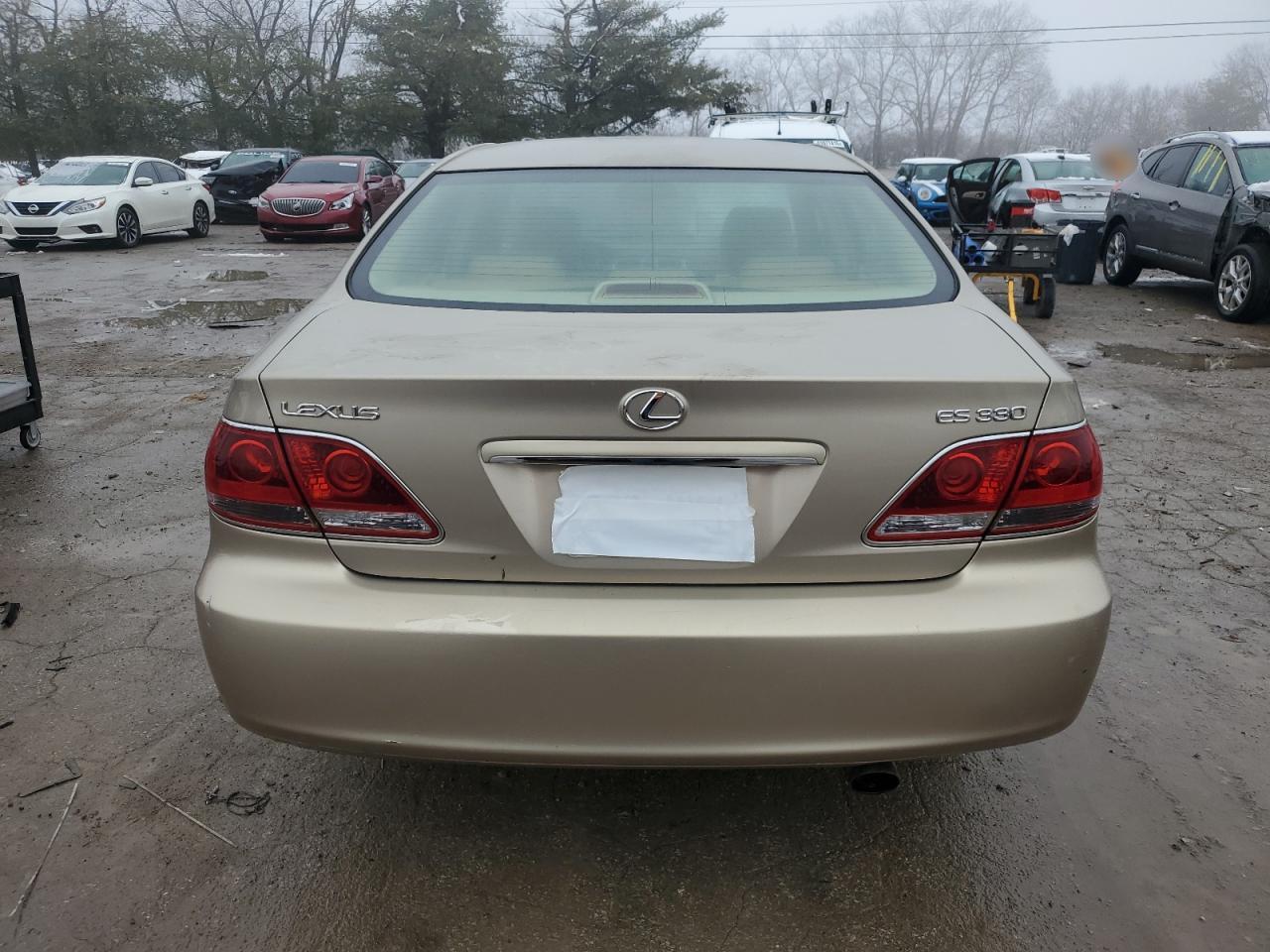 2005 Lexus ES - Image 6