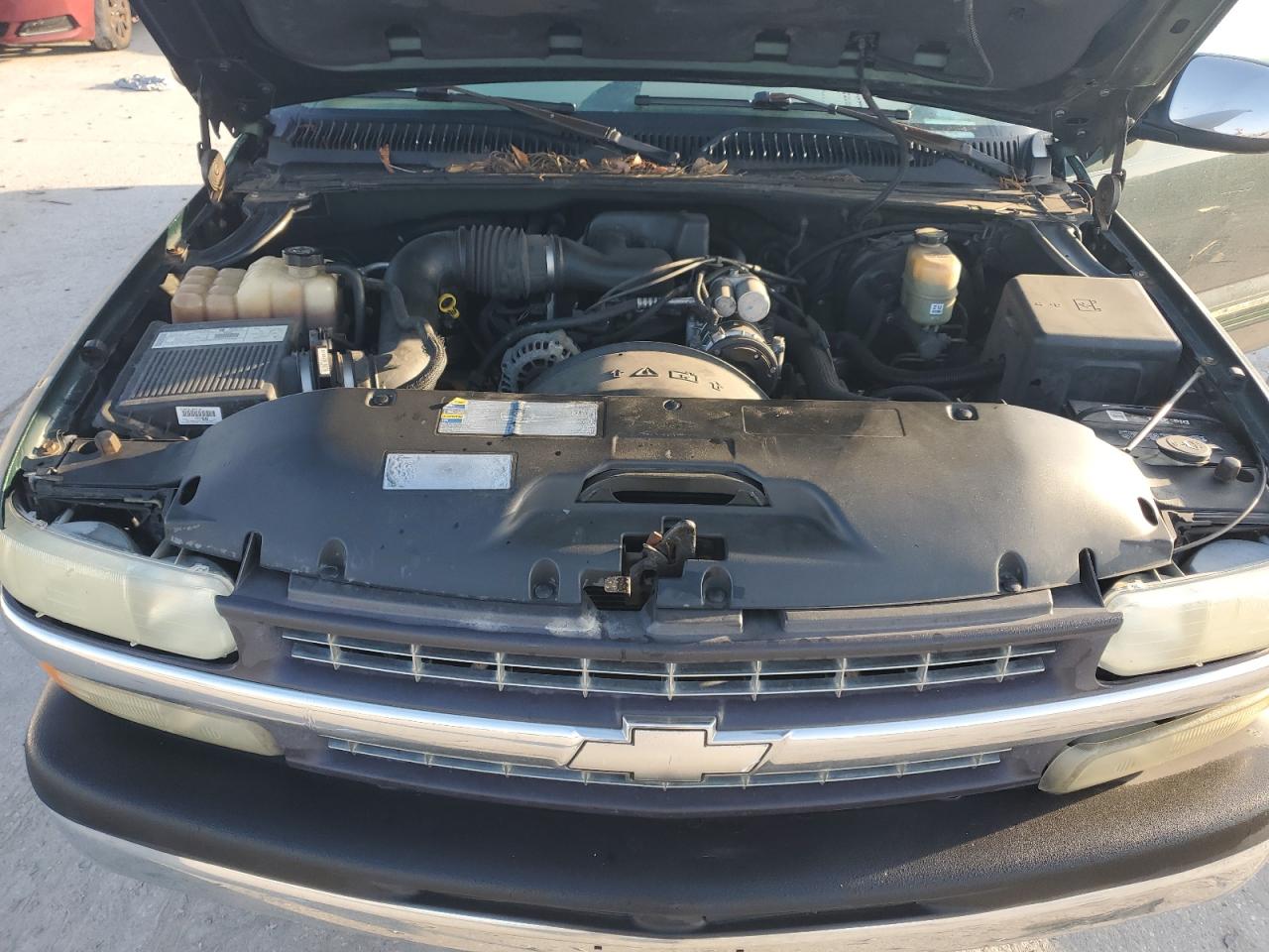 2002 Chevrolet Silverado - Image 13