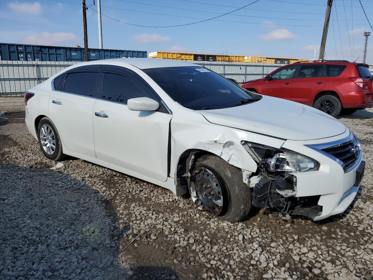 2015 Nissan Altima - Image 4