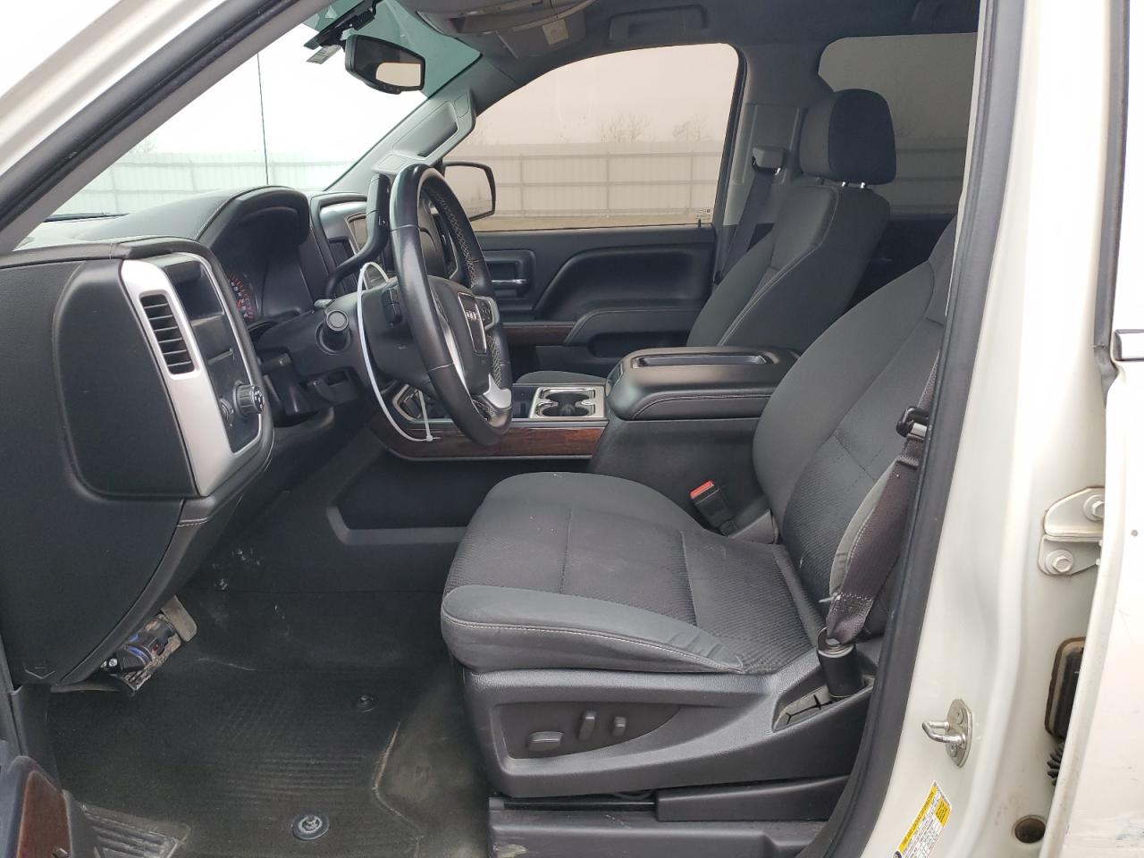 2015 GMC Sierra - Image 7