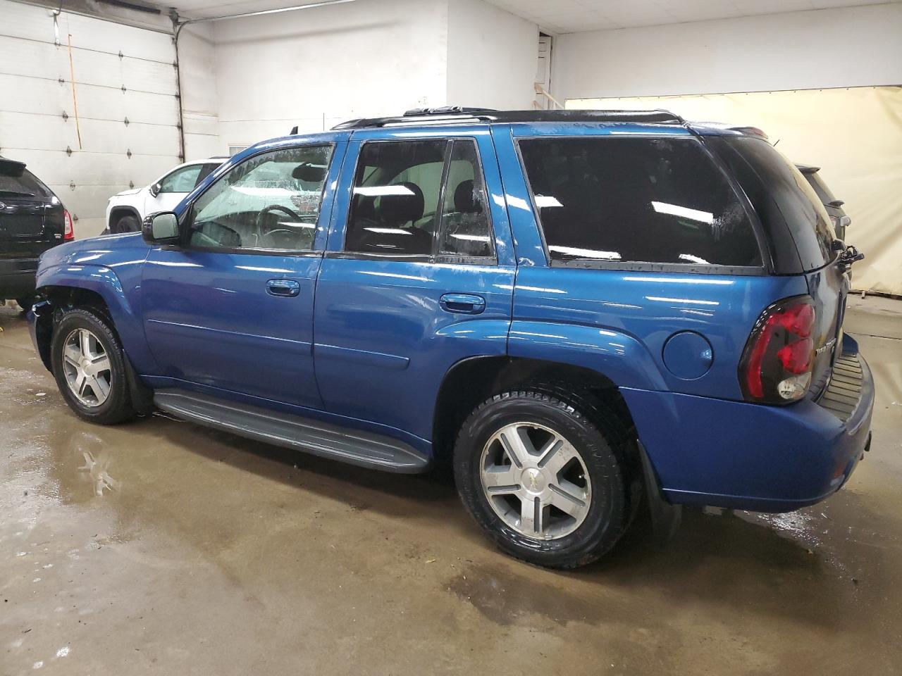2006 Chevrolet TrailBlazer - Image 2
