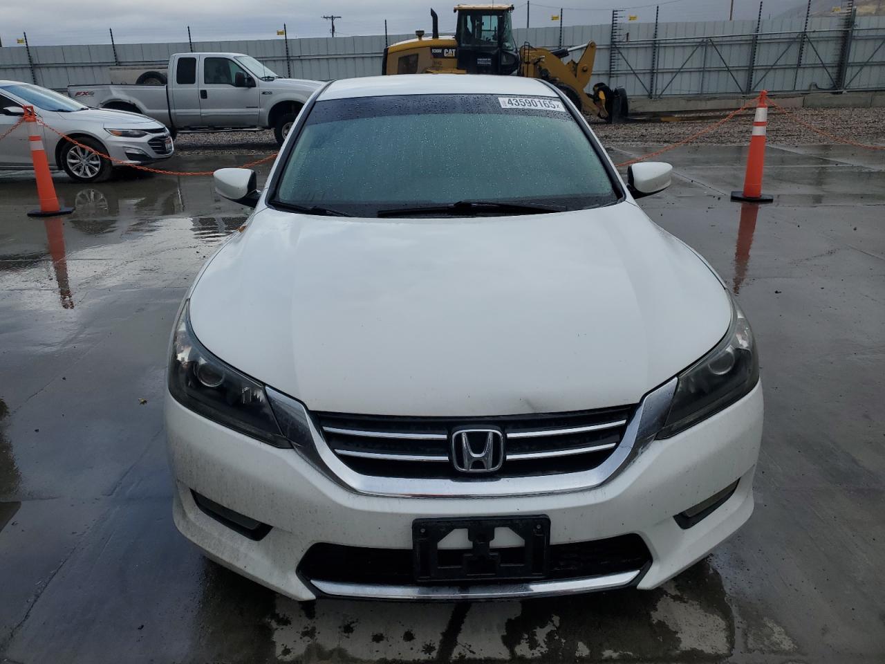 2015 Honda Accord - Image 5