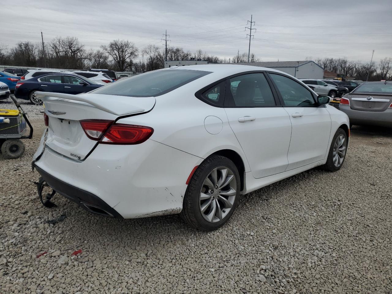 2015 Chrysler 200 - Image 3