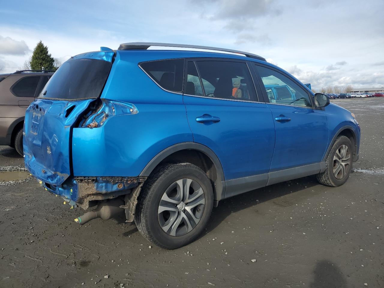 2T3BFREV6HW571970 TOYOTA RAV4 2017