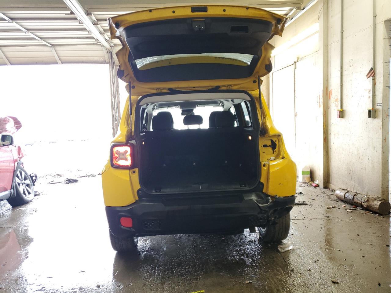 2015 Jeep Renegade - Image 6