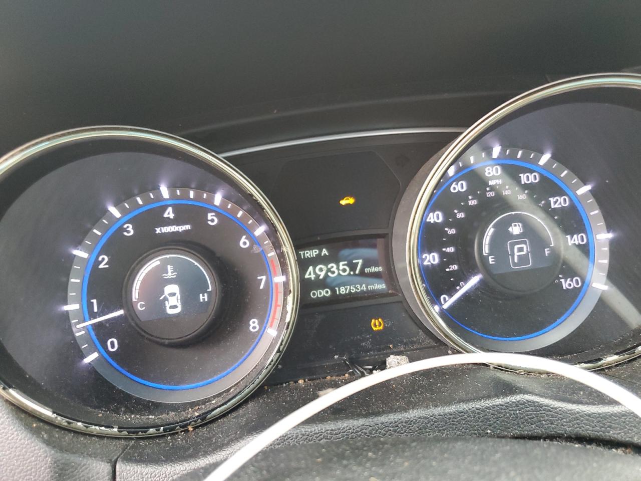 2013 Hyundai Sonata - Image 9