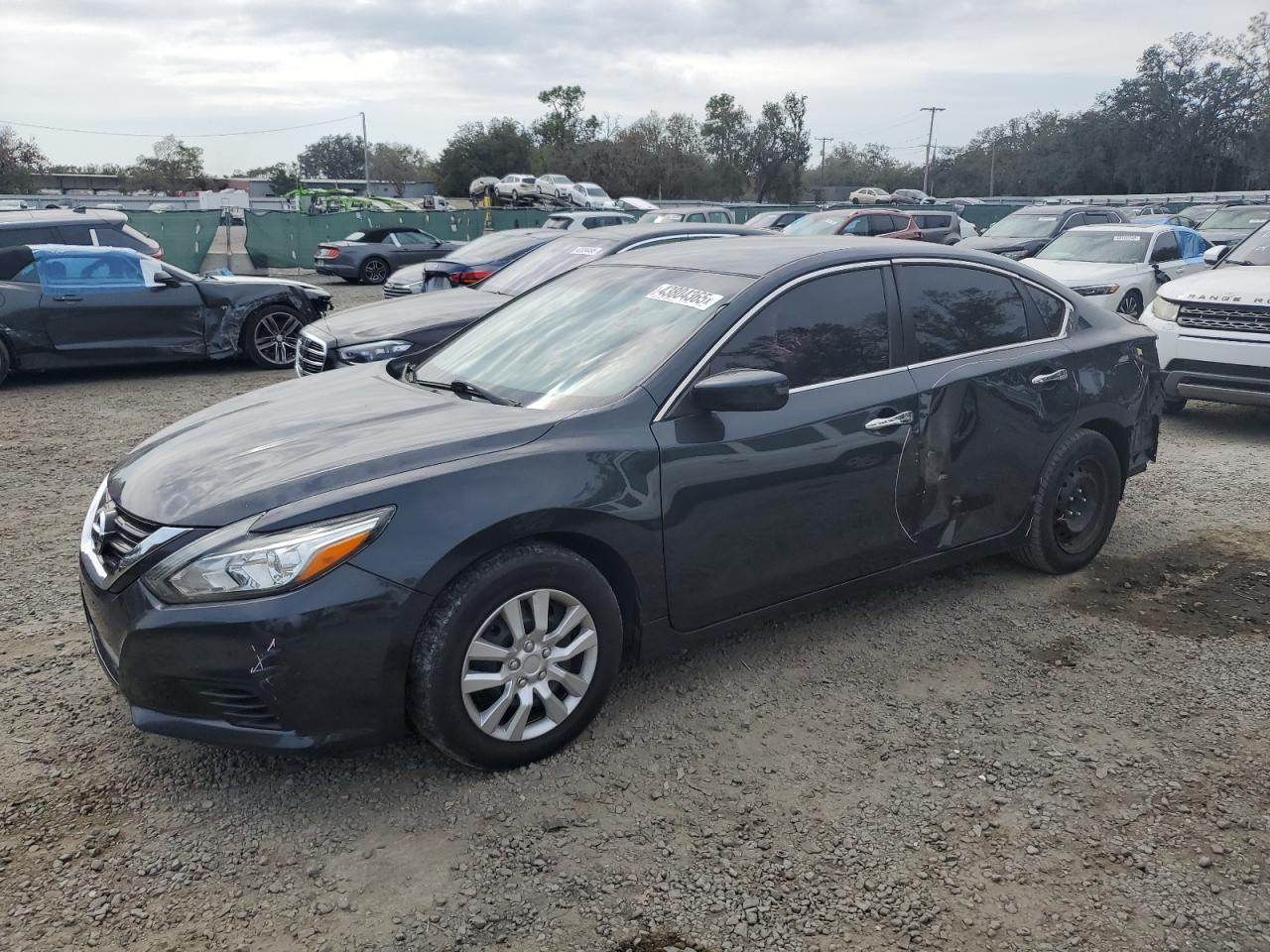 2017 Nissan Altima - Image 1