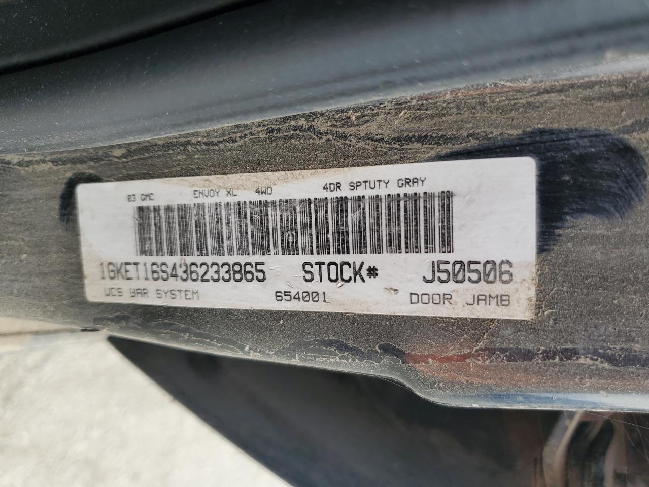 2003 GMC Envoy - Image 15