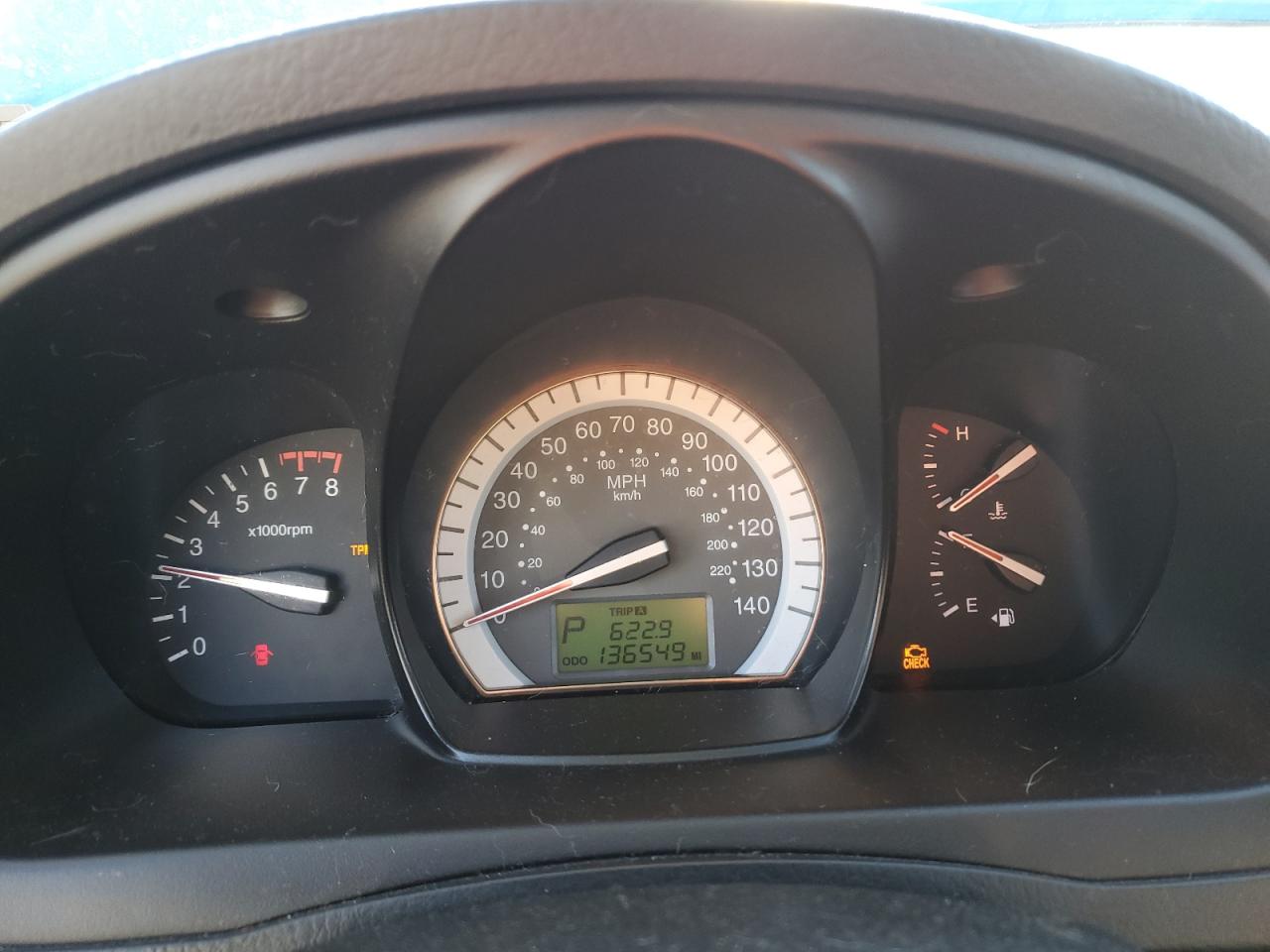 2008 Kia Spectra - Image 9