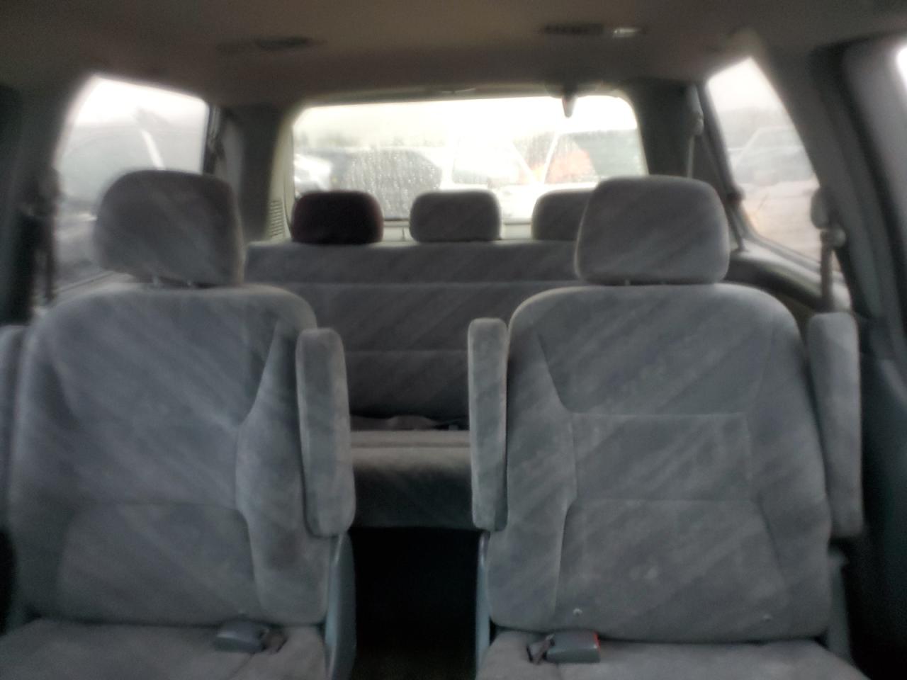 2002 Honda Odyssey - Image 10