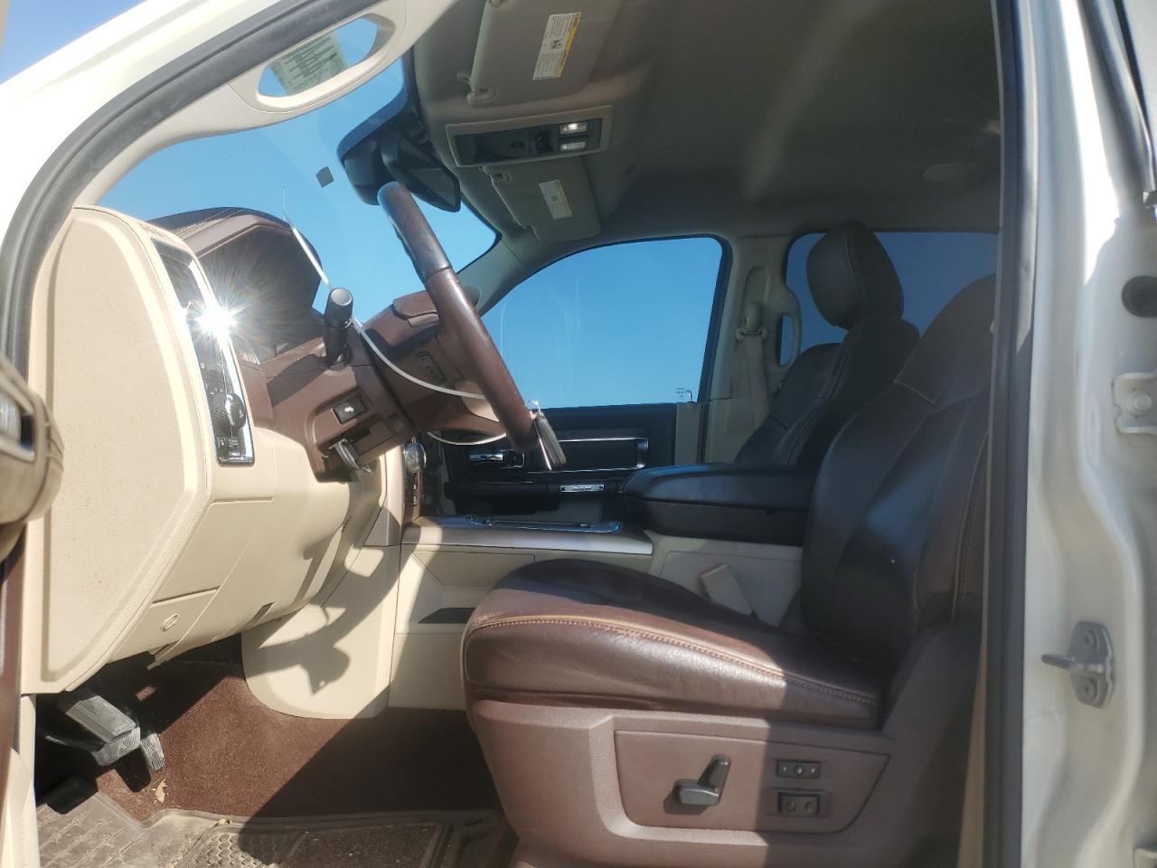 2017 RAM 1500 - Image 7