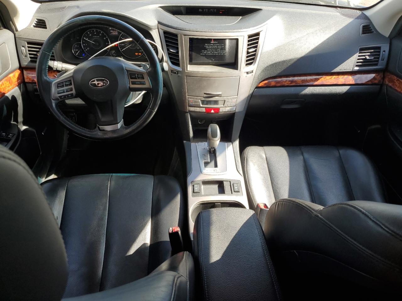 2012 Subaru Outback - Image 8