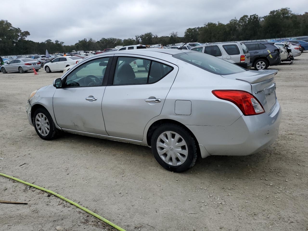 2013 Nissan Versa - Image 2