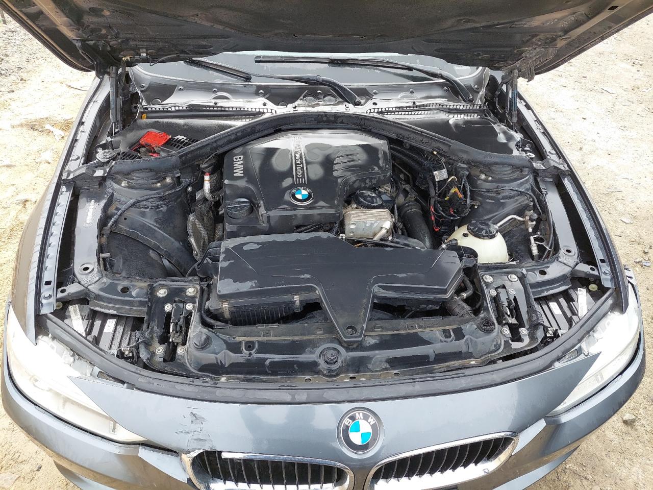 WBA3B1106CJ403083 - 2012 Bmw 320I - #46957445