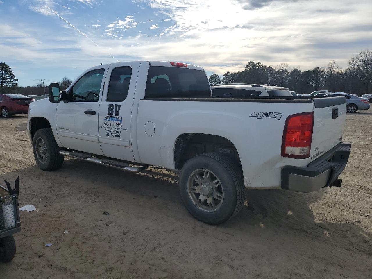 2010 GMC Sierra - Image 2