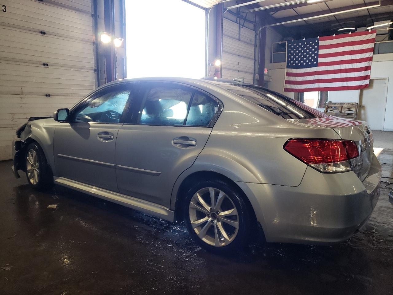 2014 Subaru Legacy - Image 2