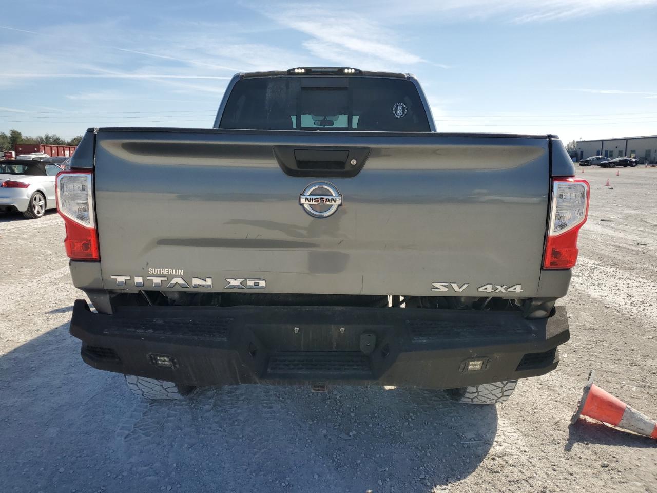 1N6AA1F31HN550814 NISSAN TITAN 2017