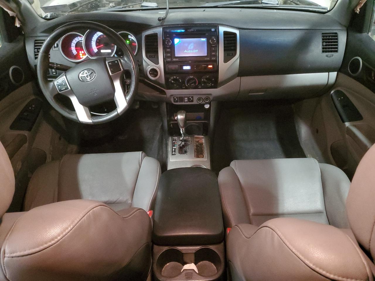 2013 Toyota Tacoma - Image 8