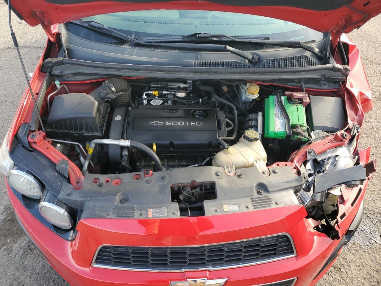 2014 Chevrolet Sonic - Image 13