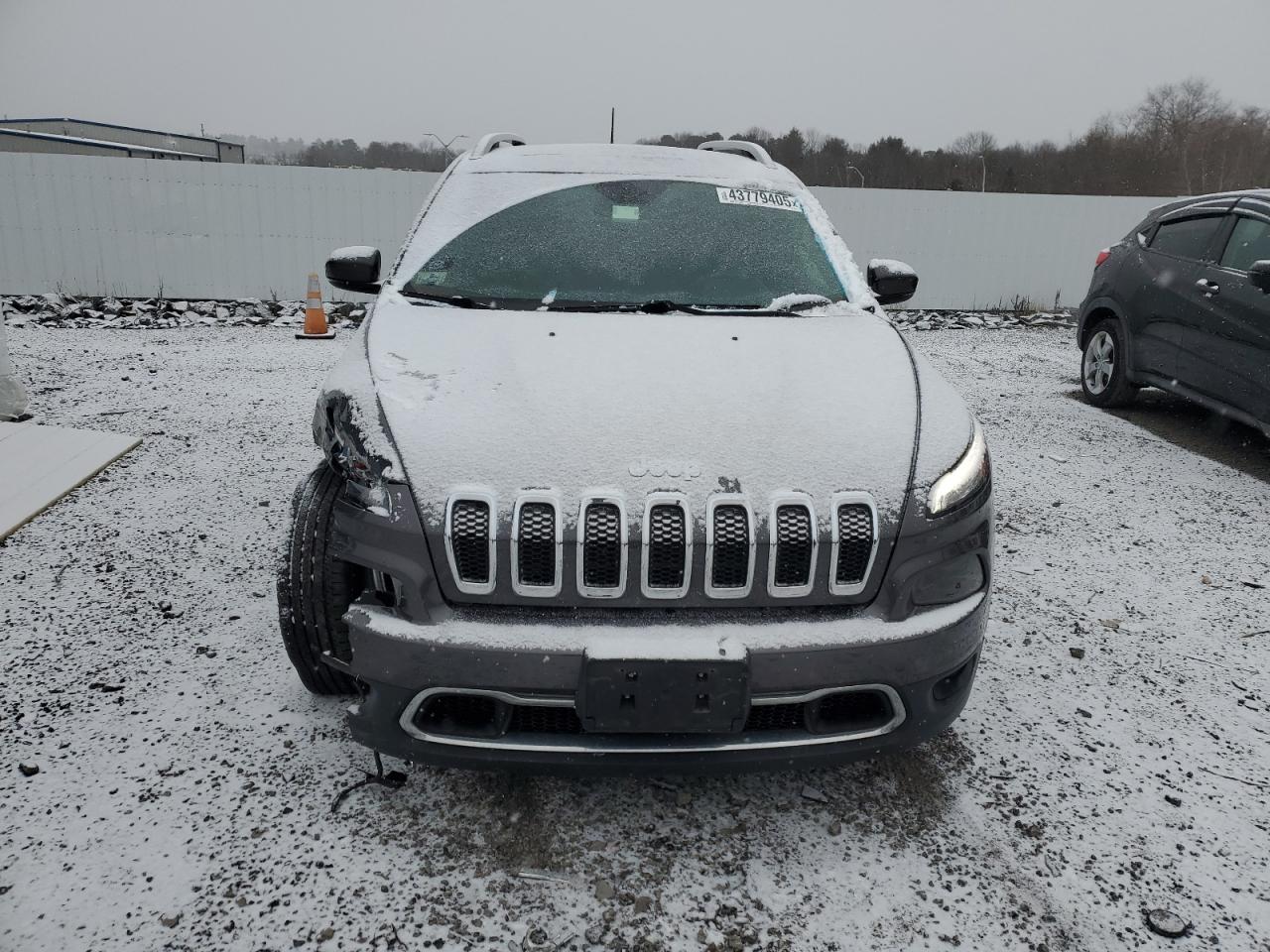 2017 Jeep Grand Cherokee - Image 5