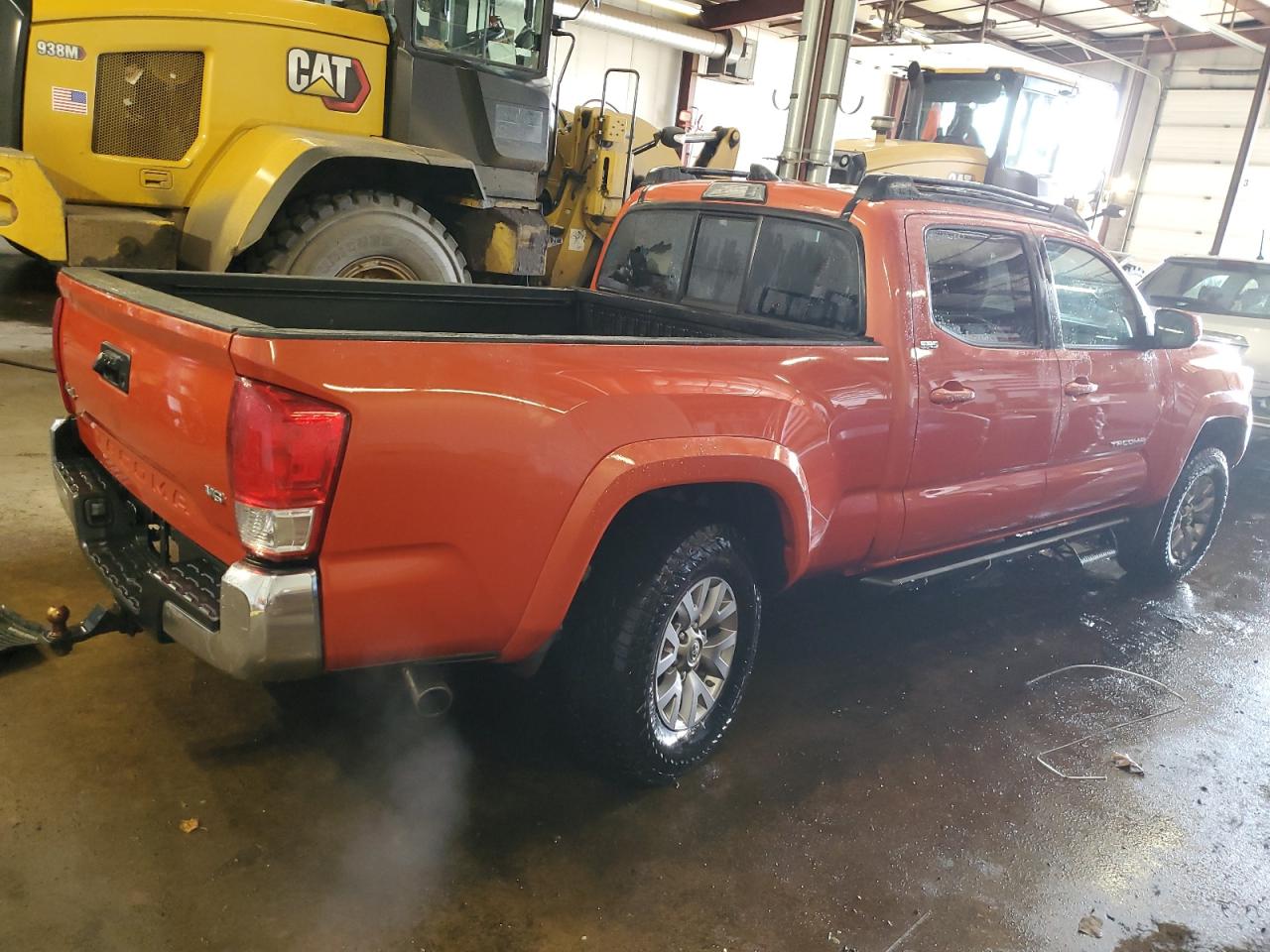 2016 Toyota Tacoma - Image 3