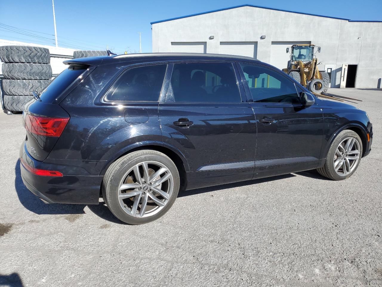 2017 Audi Q7 - Image 3
